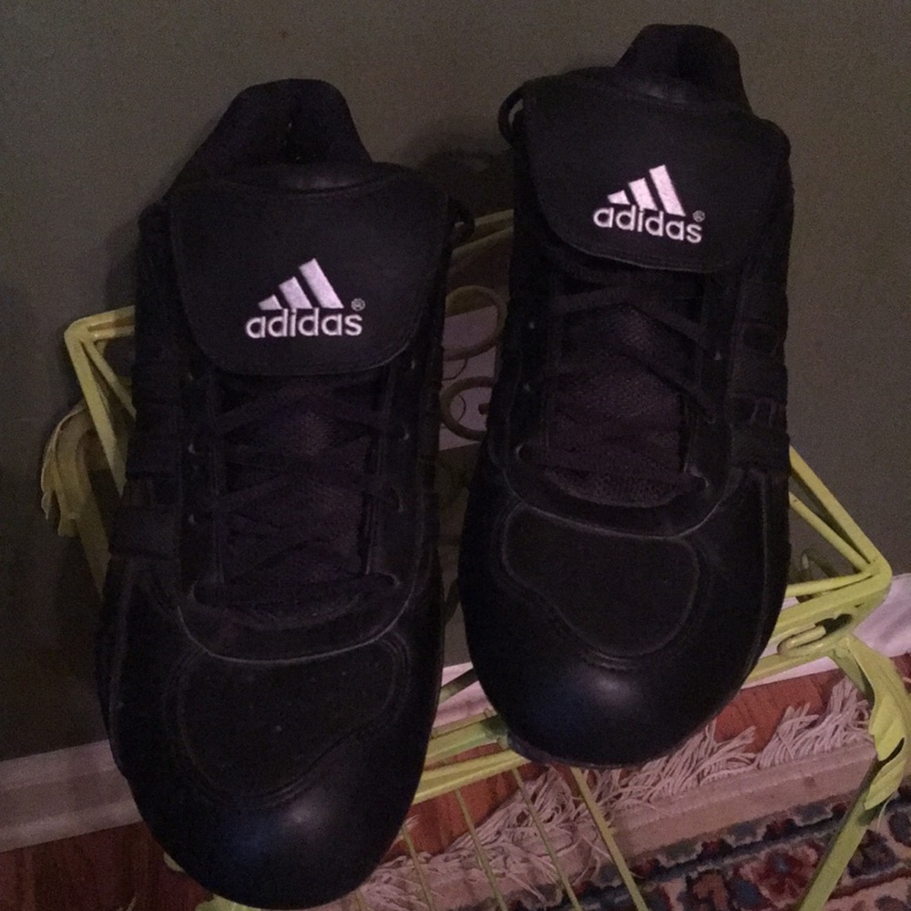 Men’s Adidas steel baseball cleats. Size 11 1/2